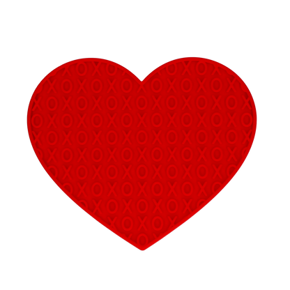 Tapis à lécher en forme de cœur rouge