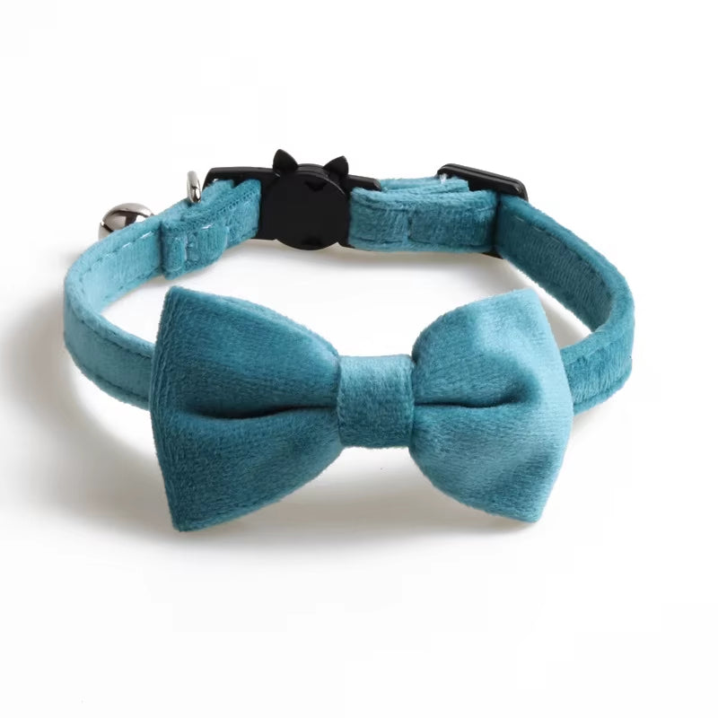 Velvet Cat Collar Solid Color Bowknot Puppy Chihuahua Collars with Bell Adjustable Safety Buckle Cats Bow Tie Pets Accessories