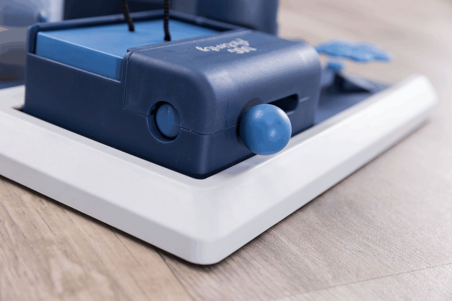 Poker Box 2 – Jeu stratégique et éducatif pour chien TOPMAST